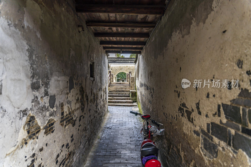 乌镇东栅古街道建筑风光