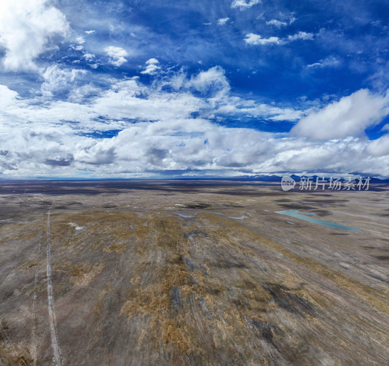 青海省玉树昆仑山可可西里雪山观景台航拍