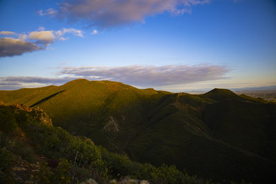 内蒙古呼和浩特大青山夕阳自然风光