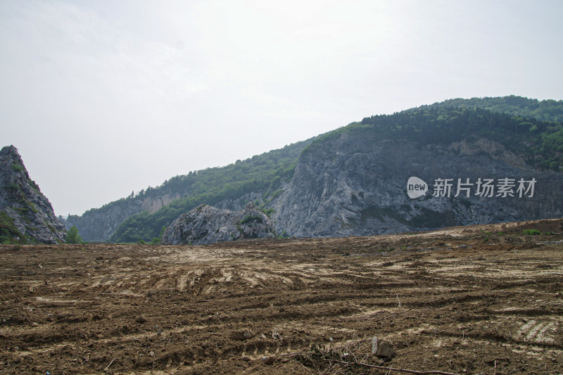 襄阳郊区山景