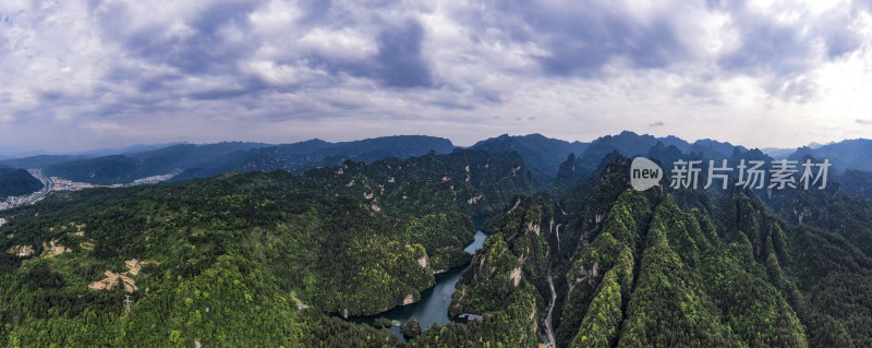 祖国壮丽山河湖南张家界天门山