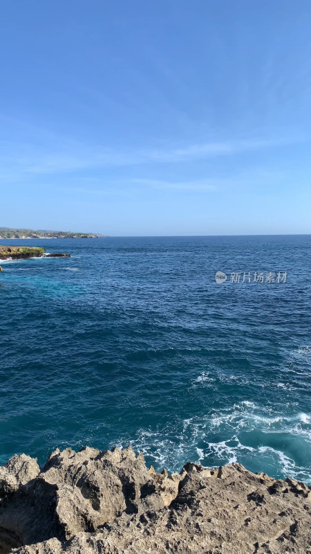 巴厘岛蓝梦岛海岸