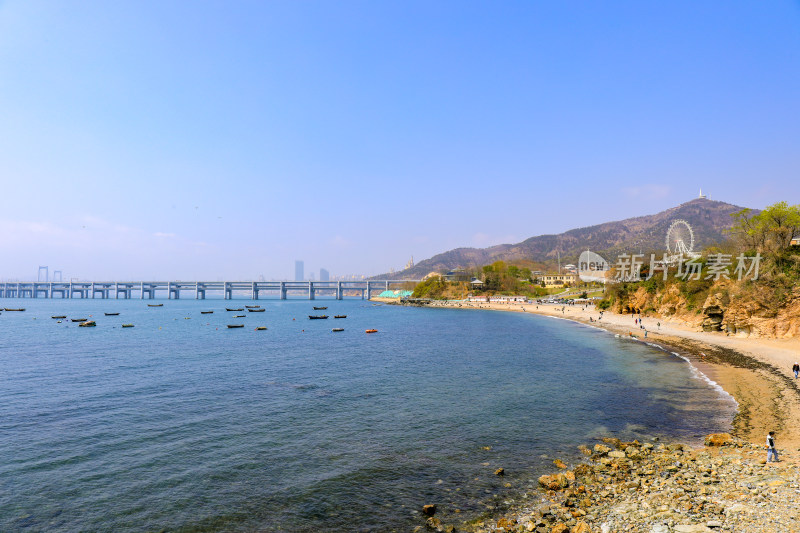 大连银沙滩海岸线海边风光