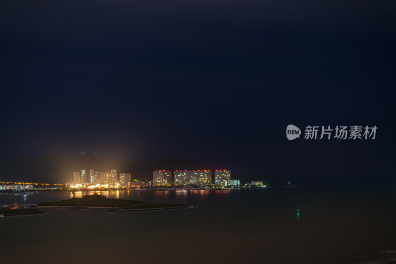 三亚凤凰岛海边夜景