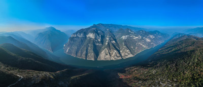 长江三峡巫峡红叶