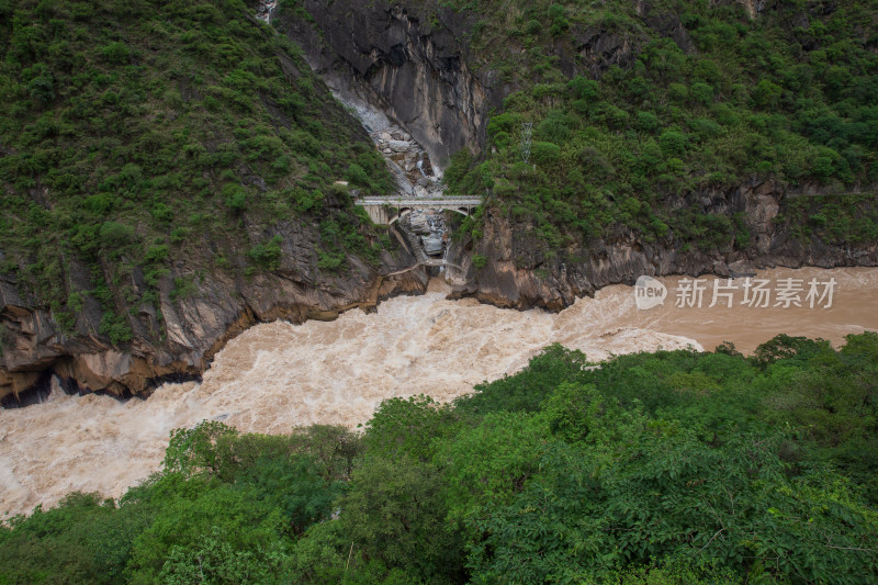 丽江虎跳峡高路徒步线