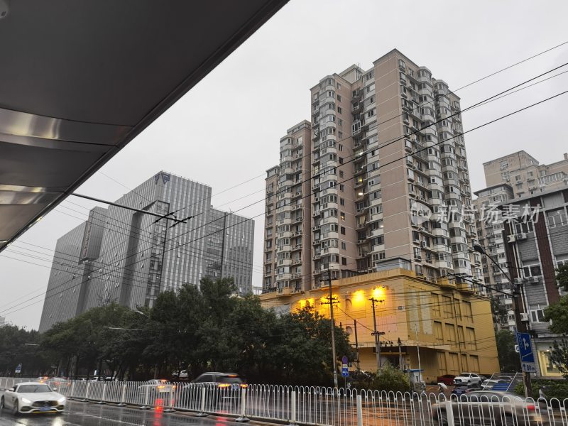 都市雨景