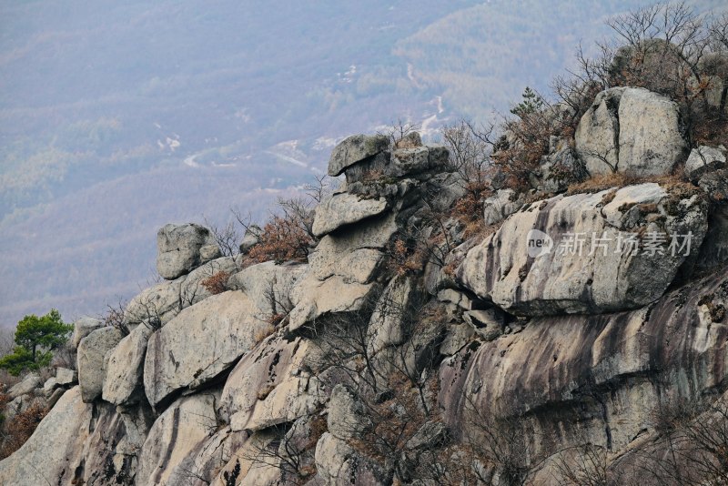 高山峻岭