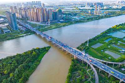 大湾区跨江大桥航拍