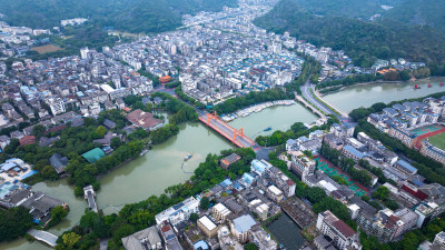 山水环绕的桂林城市风光全景鸟瞰