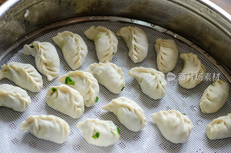 一笼屉中国传统美食蒸饺