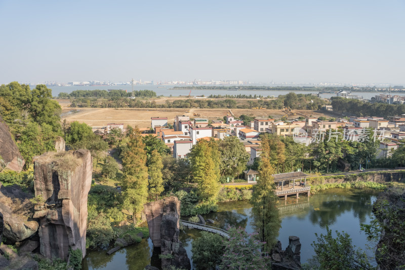 广州番禺莲花山旅游风景区古采石场景观