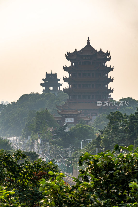 湖北武汉武昌京广铁路黄鹤楼白云阁