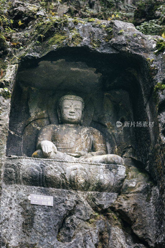 杭州飞来峰造像-石刻佛像群