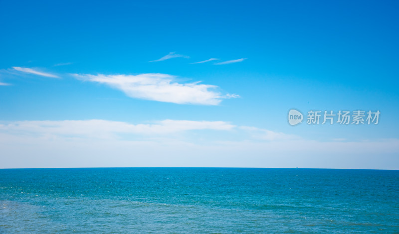 大海天空蓝天白云背景图