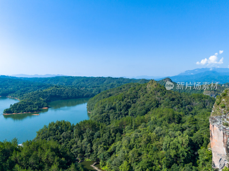 大好河山青山绿水大金湖航拍图