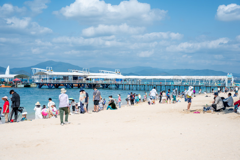 海南三亚西岛风景区游客旅游治愈唯美镜头