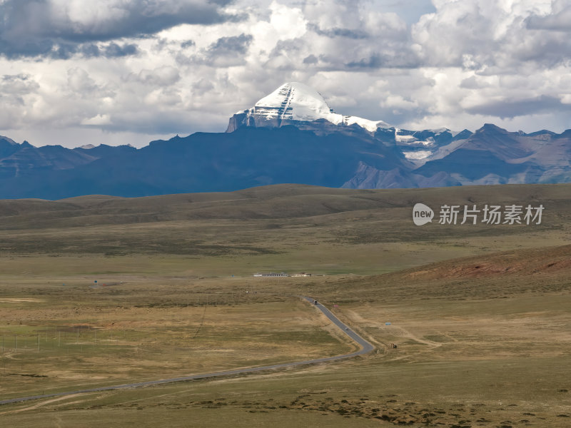 西藏阿里地区冈仁波齐神山雪山高空航拍