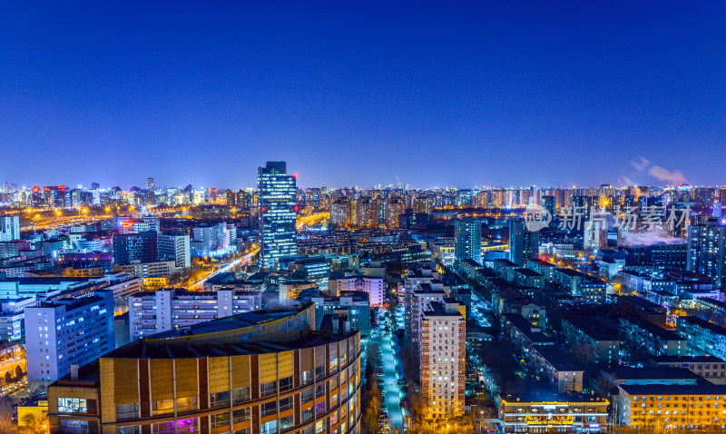 北京城市天际线夜景蓝调全景图