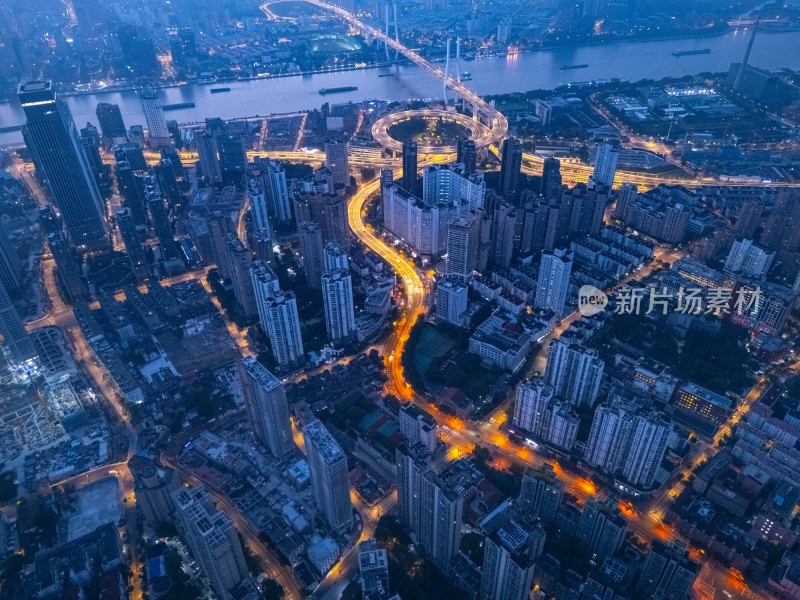 航拍上海南浦大桥夜景