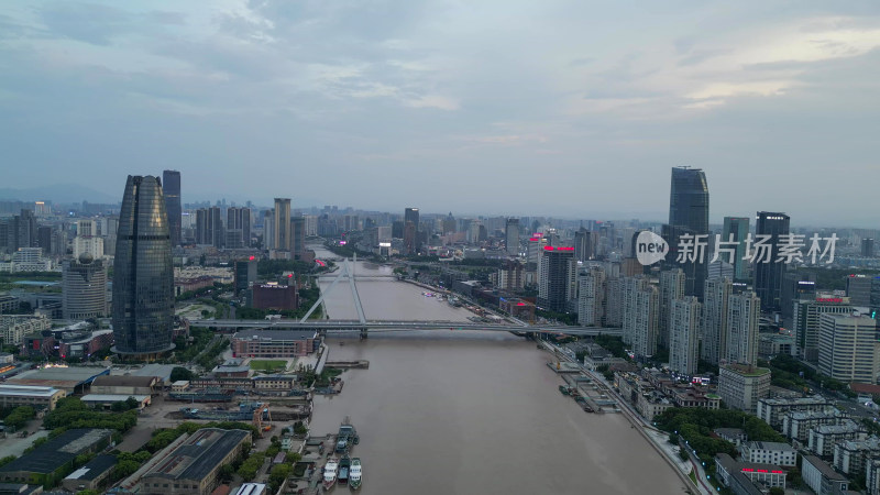 航拍浙江宁波城市风光甬江