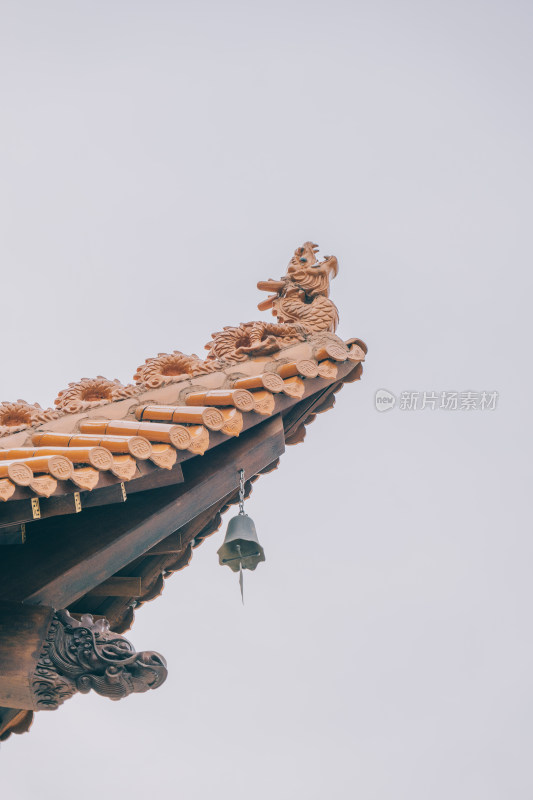 长沙古开福寺-装饰龙形的寺庙屋顶