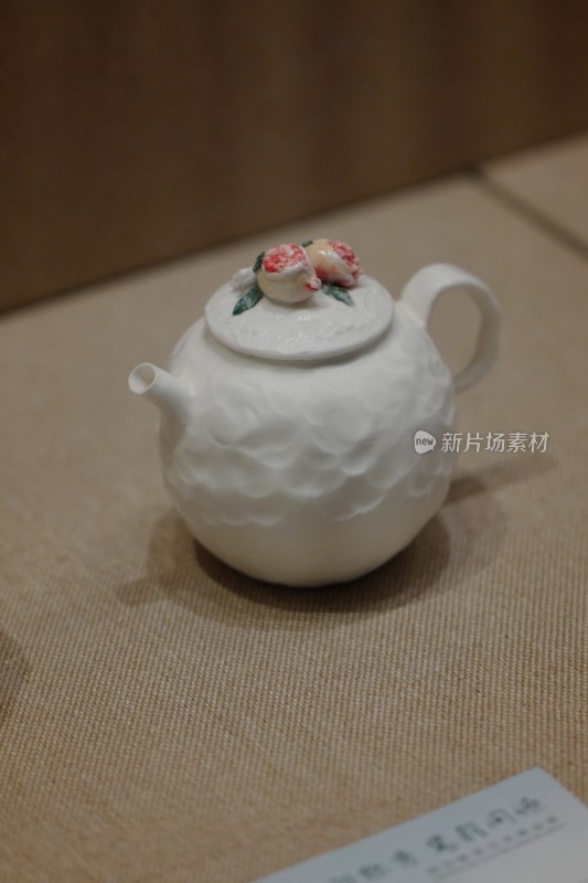 闽台缘博物馆展品及《闽台陶瓷艺术精品展》