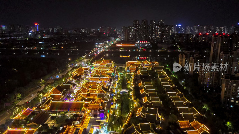 四川眉山东坡水街夜景灯光航拍图