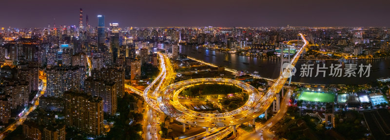 航拍俯瞰上海南浦大桥夜景