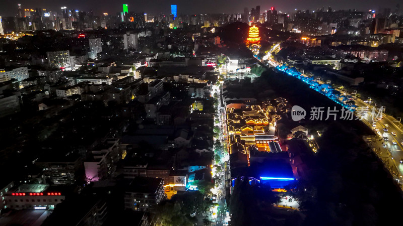 湖北武汉户部巷黄鹤楼夜景航拍图