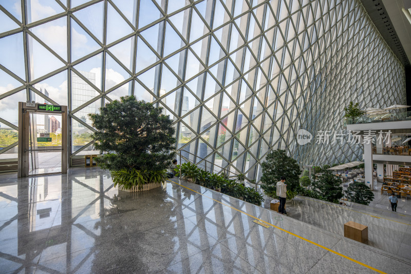 深圳市民中心的书城图书馆和音乐厅