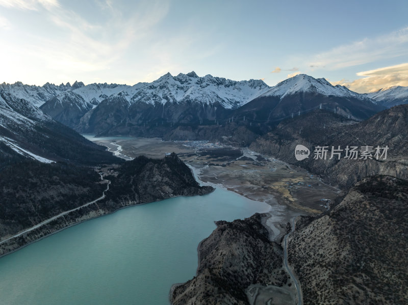 西藏昌都然乌湖来古雪山冰湖高空航拍