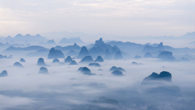 广西桂林山水水墨中国风