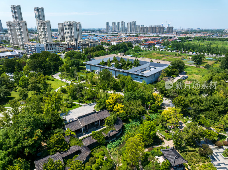 夏季白天航拍江苏徐州圣旨博物馆全景