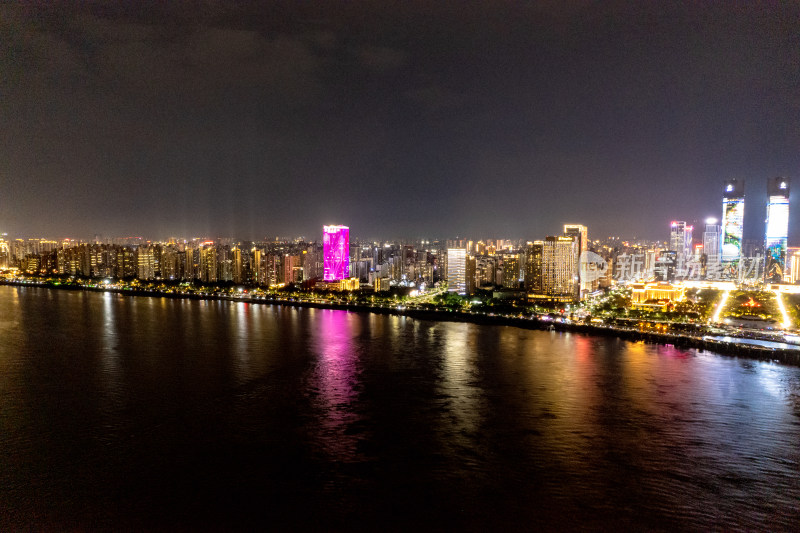 航拍南昌赣江两岸夜景