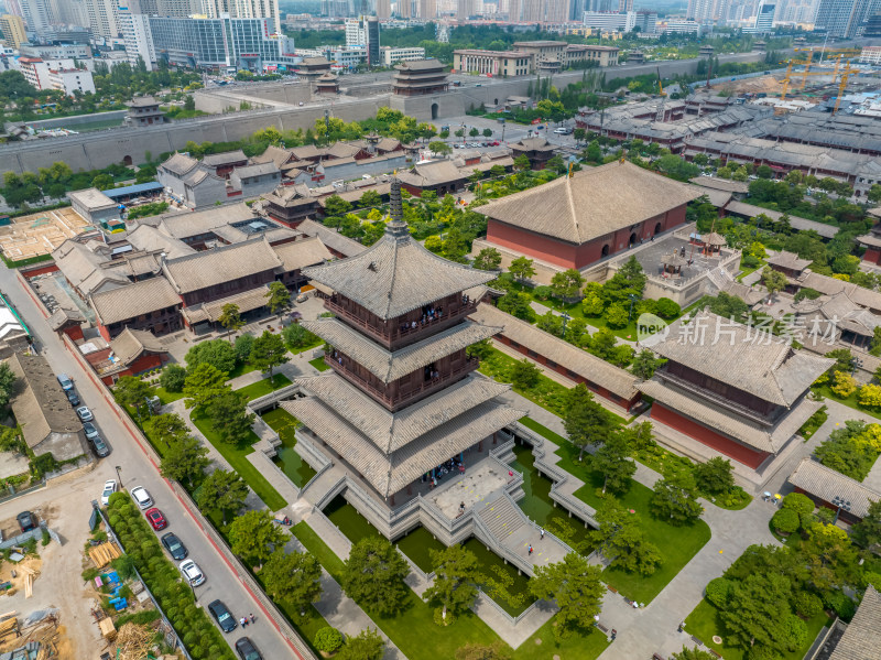 山西省大同市辽代华严寺高视角航拍风光