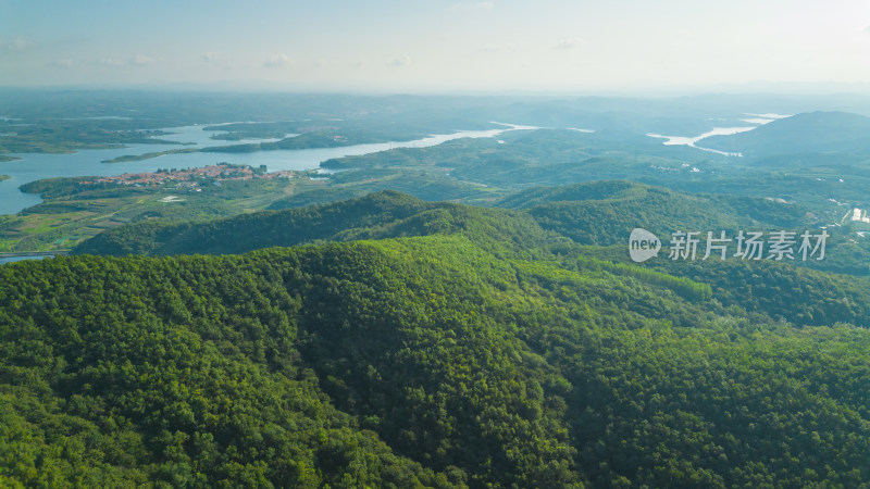 航拍视角青山绿水自然风景