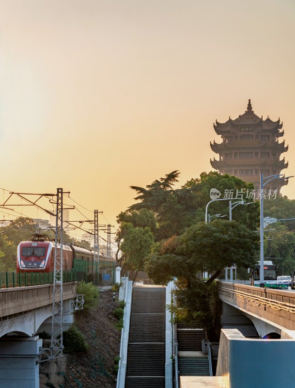 武汉黄鹤楼夕阳全景