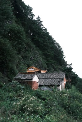 古色古香的寺庙大门建筑大理波罗寺