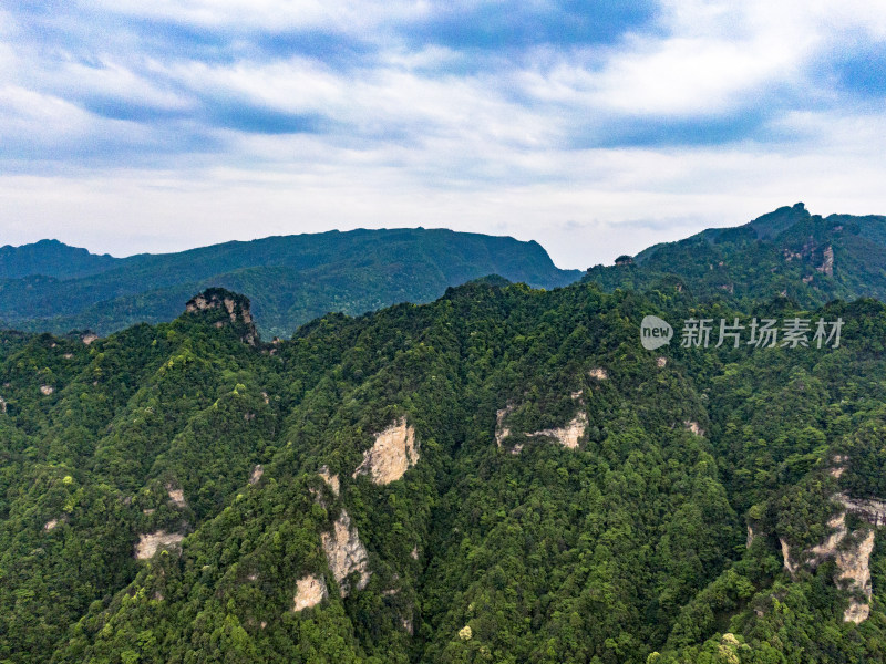 湖南张家界奇秀山峰航拍图