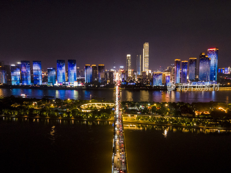 湖南长沙城市夜景航拍摄影图