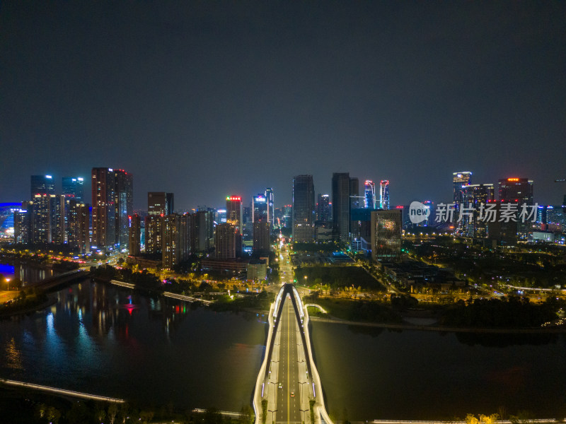 四川成都天府新城锦尚大桥夜景