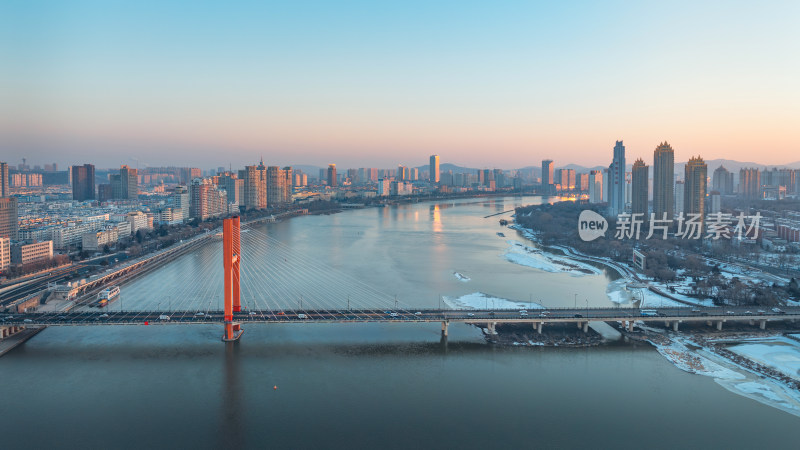 中国吉林省吉林市松花江风光