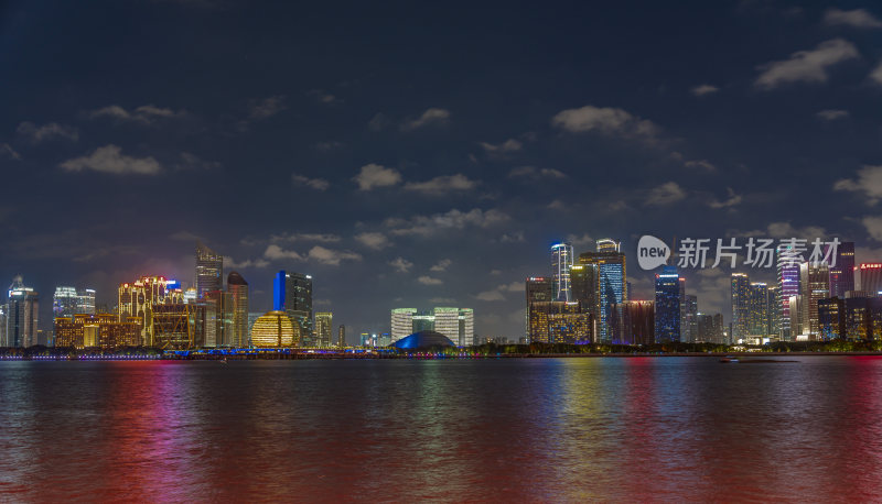 杭州钱江新城城市阳台夜景