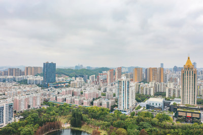 海南省三亚市三亚河两岸城市风光航拍