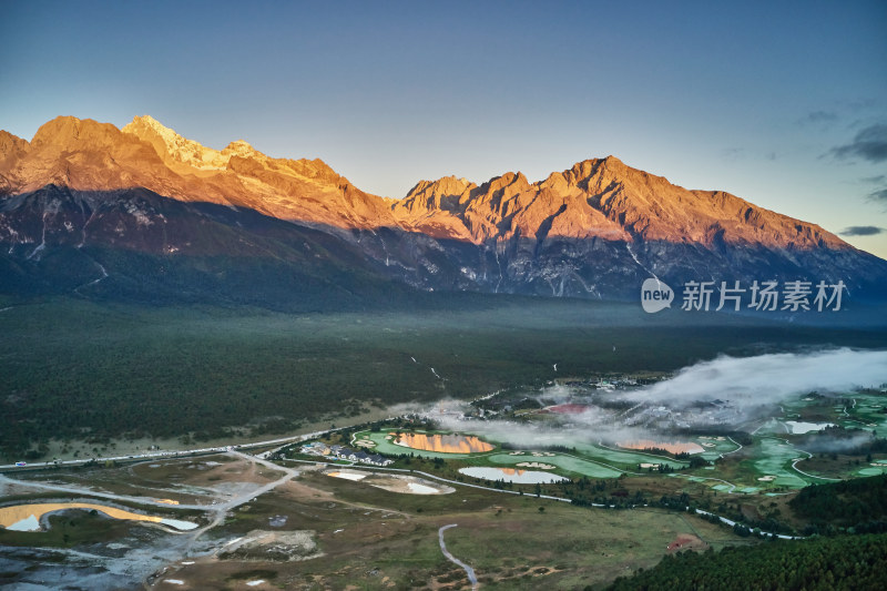 玉龙雪山的云海