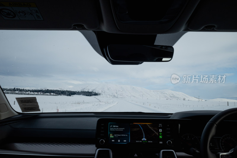 Lake Tekapo蒂卡波湖暴雪后雪景