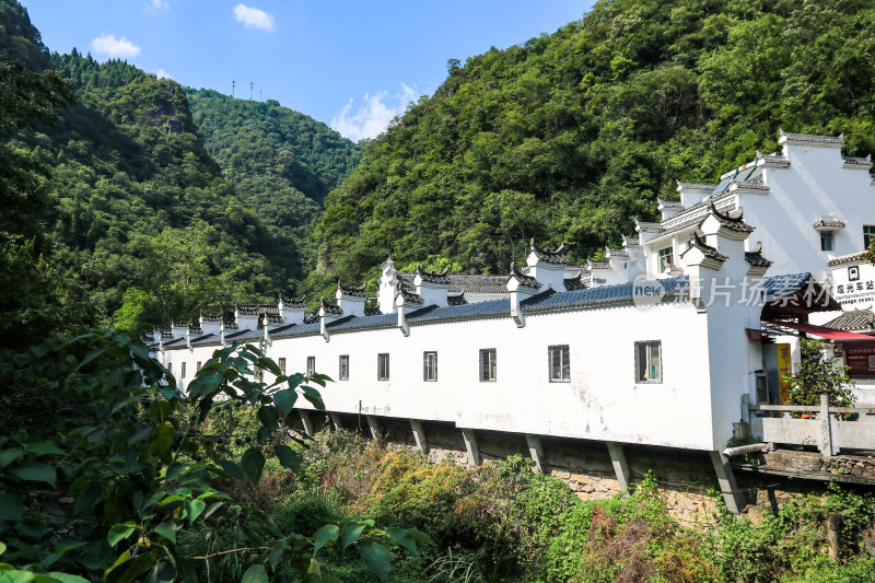 湖北宜昌三峡大瀑布风景区清新夏日风光