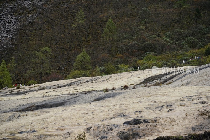 四川阿坝藏族羌族自治州黄龙风景区