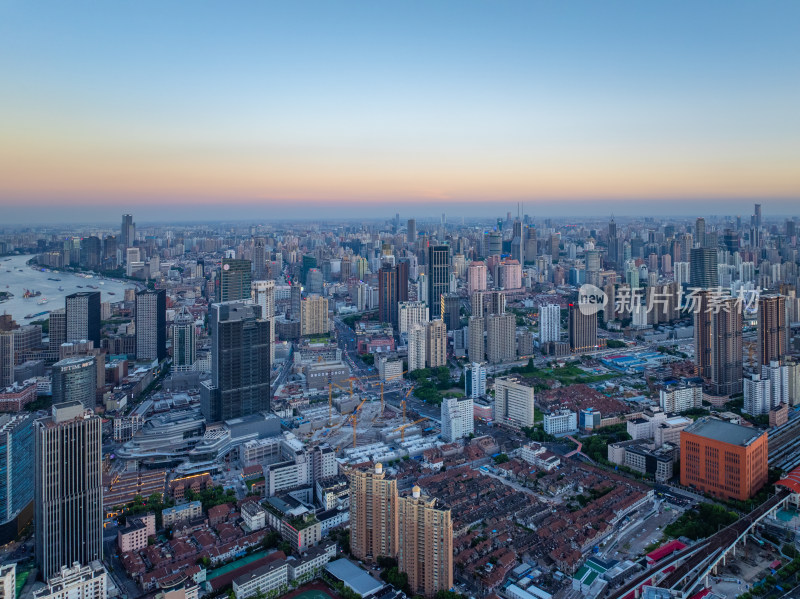 航拍上海现代都市摩天大楼陆家嘴外滩夜景